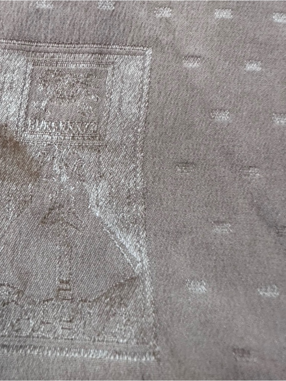 Burberry. Classic Plaid Beige silk Scarf - Picture 5 of 5